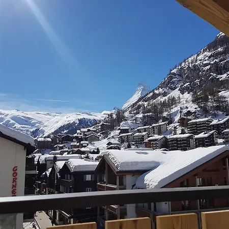 Center With Matterhorn View Apartman *