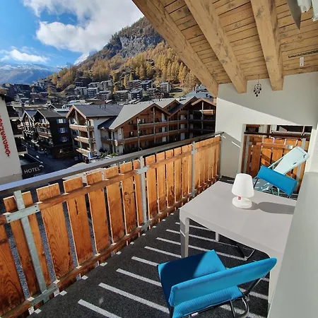 Center With Matterhorn View Zermatt