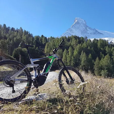 Center With Matterhorn View Zermatt