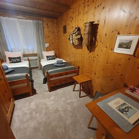 Center With Matterhorn View Apartman